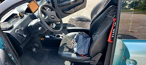 Mopeedauto Microcar MC2 2006 Tervik/Varuosad (6 foto / 14)
