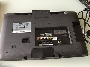 Тв/монитор Samsung Syncmaster T19B300 (2 фото из 3)
