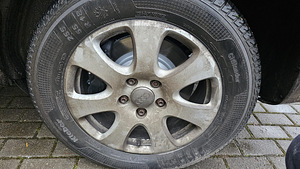 Оригинальные 18" диски Audi Q7 + всесезонные шины Kleber 255 (5 фото из 5)