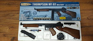 Cybergun Thompson M1A1 (2 foto / 2)