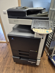 Printer Konica Minolta Bizhub C220 (1 foto / 3)