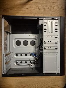 Arvutikorpus Ordi Pro 840 (2 foto / 3)