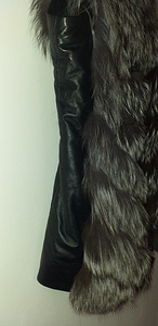 Vest-60 euro (2 foto / 2)