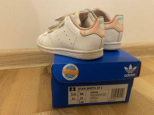 Кроссовки adidas 21 (3 фото из 3)