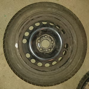 Opel Astra H originaalveljed 16" (1 foto / 3)