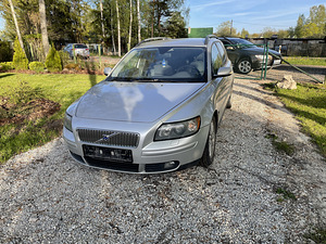 Varuosadeks Volvo V50 2.4 125kw manuaal (1 foto / 10)