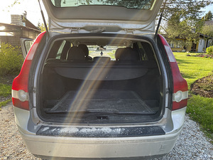 Varuosadeks Volvo V50 2.4 125kw manuaal (3 foto / 10)