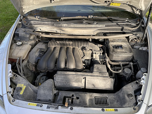 Varuosadeks Volvo V50 2.4 125kw manuaal (5 foto / 10)