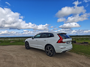 Volvo XC60 R-design (3 фото из 3)