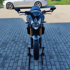 Yamaha FZ8 (1 foto / 8)