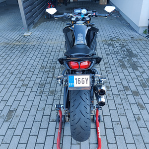 Yamaha FZ8 (5 foto / 8)