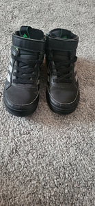Adidas (2 фото из 2)