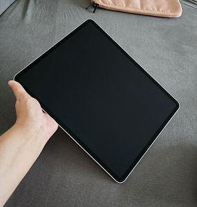 Apple iPad Pro 12,9 2021 (128 GB) WiFi + Cellular (3 foto / 9)