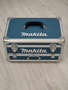 Akutrell Makita HP488D009 + Aku 2tk 18V 1,5Ah + laadija (4 foto / 9)