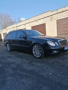 Mercedes e220 sport pakett (10 foto / 13)