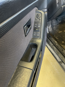 M/V audi 80 quatrro (6 foto / 8)