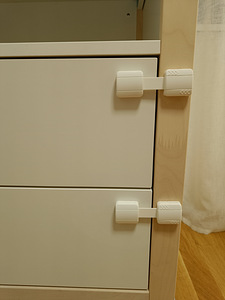Ikea Älskvärd mähkimislauaga kummut (3 foto / 5)