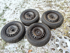 185/65/R15 Naastrehvid + plekkveljed (2 foto / 5)