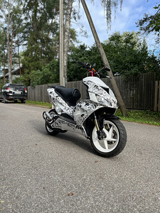 Aprilia sr50r 70cc (7 foto / 10)