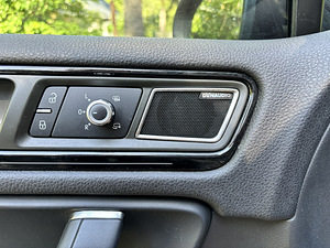 Volkswagen Touareg Black Adventure 3.0 180kW (12 foto / 15)