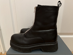 Saapad (1 foto / 2)