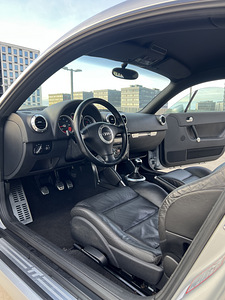 AUDI TT QUATTRO 226900 LS (8 foto / 10)
