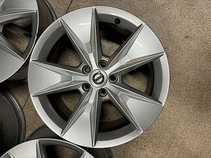18" оригинальные диски Volvo 5x108