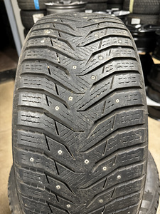 225/55/17 Kumho naastrehvid 5,5-6,5mm (2 foto / 4)