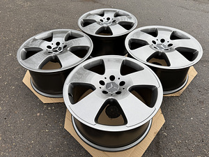18" оригинальные диски Mercedes-Benz 5x112 (как новые) (1 фото из 7)