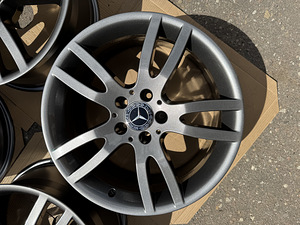 18" оригинальные широкие диски Mercedes-Benz 5x112 (4 фото из 10)