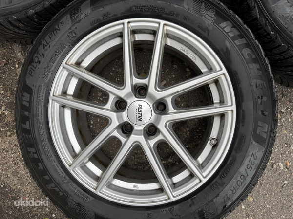 17" платиновые диски 5x112 + шипованные шины 225/60/17 (Audi C8)