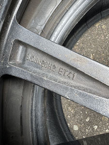 20" Skoda originaalvelg 5x112 (1tk) (4 foto / 8)