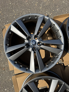 20" оригинальные диски Jaguar 5x108 + датчики (1 фото из 8)