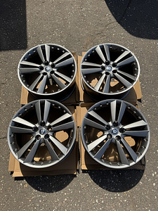20" оригинальные диски Jaguar 5x108 + датчики (6 фото из 8)