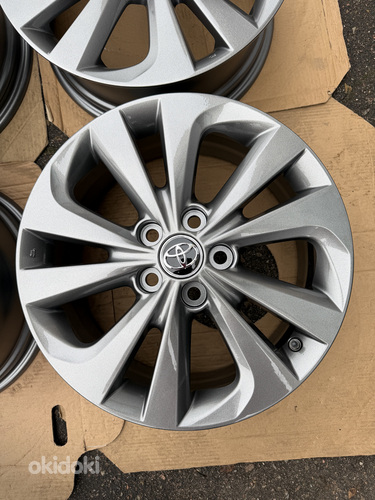 17" оригинальные диски Toyota 5x114,3 + датчики
