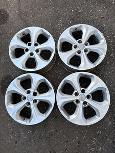 17" оригинальные диски Kia 5x114,3 (5 фото из 5)