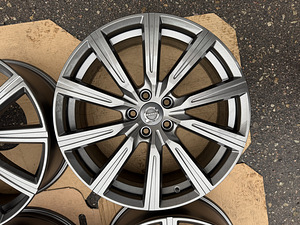 19" оригинальные диски Volvo 5x108 (3 фото из 10)