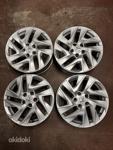 17" Honda originaalveljed 5x114,3