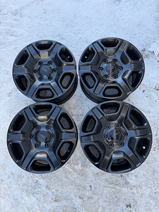 17" оригинальные диски Ford Ranger 6x139,7 (6 фото из 8)