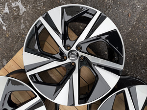 20" оригинальные диски Volvo XC90 5x108 (как новые) (5 фото из 10)