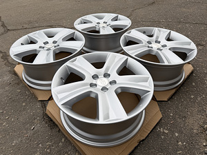 17" оригинальные диски Subaru 5x100 (как новые) (3 фото из 10)