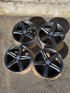 18" оригинальные диски Mercedes-Benz 5x112 (2 фото из 10)