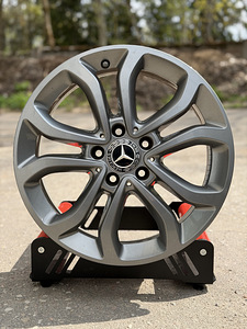 17" оригинальные диски Mercedes-Benz 5x112 + датчики (1 фото из 9)