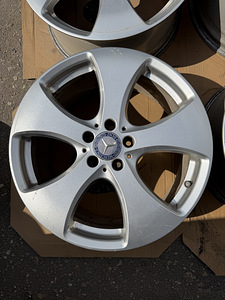 19" оригинальные диски Mercedes-Benz GLS 5x112 + датчики (3 фото из 8)