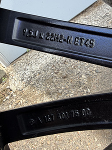 22" оригинальные диски Mercedes-Benz GLS/GLE 5x112 (одинаковой ширины) (8 фото из 9)