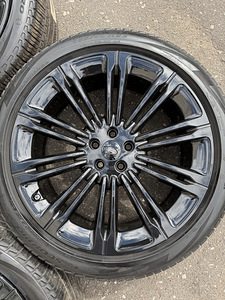 23" оригинальные диски Land Rover 5x120 + 285/40/23 m+s 5,5мм (5 фото из 10)