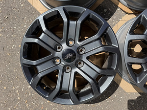 18" оригинальные диски Ford Ranger 6x139,7 (как новые) (4 фото из 9)