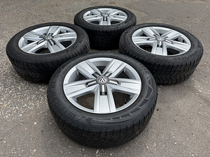 17" оригинальные диски Volkswagen Multivan 5x120 + 215/60/17 (2 фото из 10)