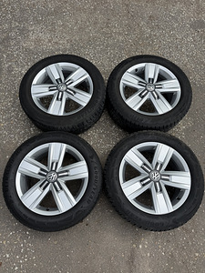 17" оригинальные диски Volkswagen Multivan 5x120 + 215/60/17 (3 фото из 10)