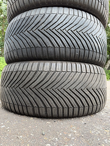 255/50/19 Michelin m+s 6-7мм DOT2024/2025 (2 фото из 7)